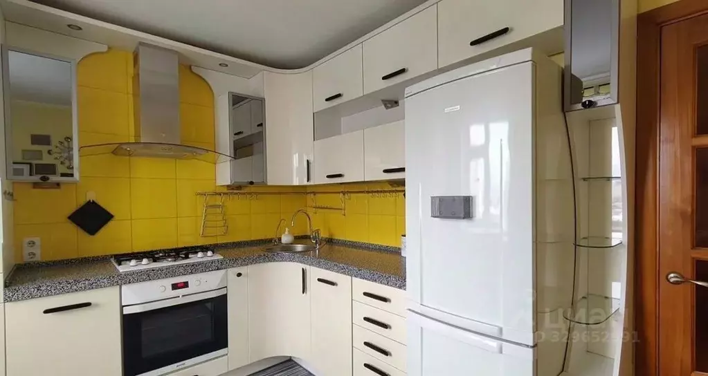 2-к кв. Крым, Симферополь ул. Лексина, 60 (54.2 м) - Фото 1
