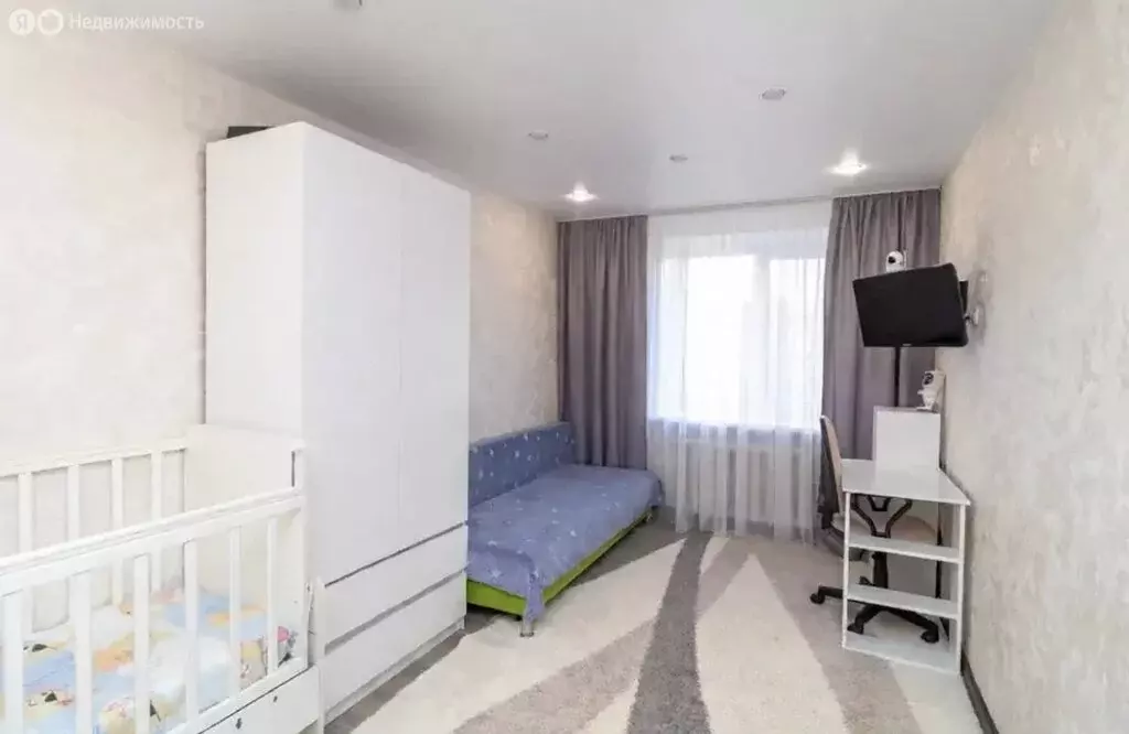 3-комнатная квартира: Тюмень, Велижанская улица, 72 (60.9 м) - Фото 0