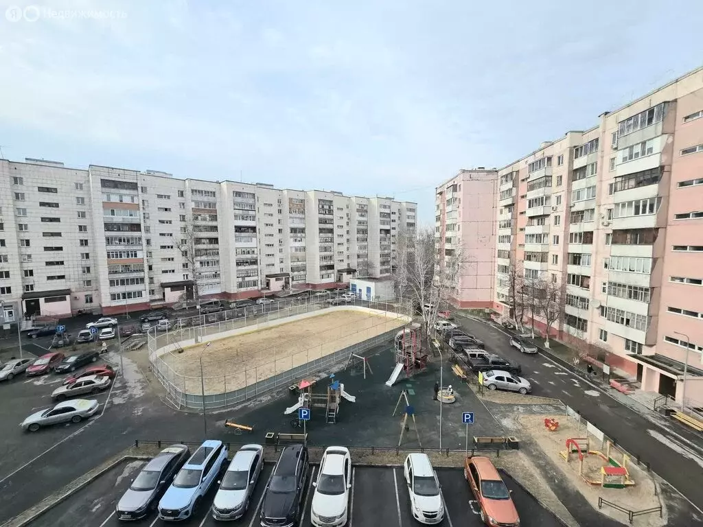 2-комнатная квартира: Тюмень, улица Щербакова, 110 (56 м) - Фото 2