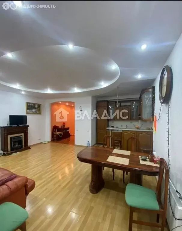 3-комнатная квартира: Бердск, Изумрудный городок, 13 (78.4 м) - Фото 2