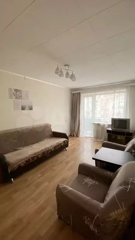 1-к. квартира, 40 м, 5/5 эт. - Фото 0