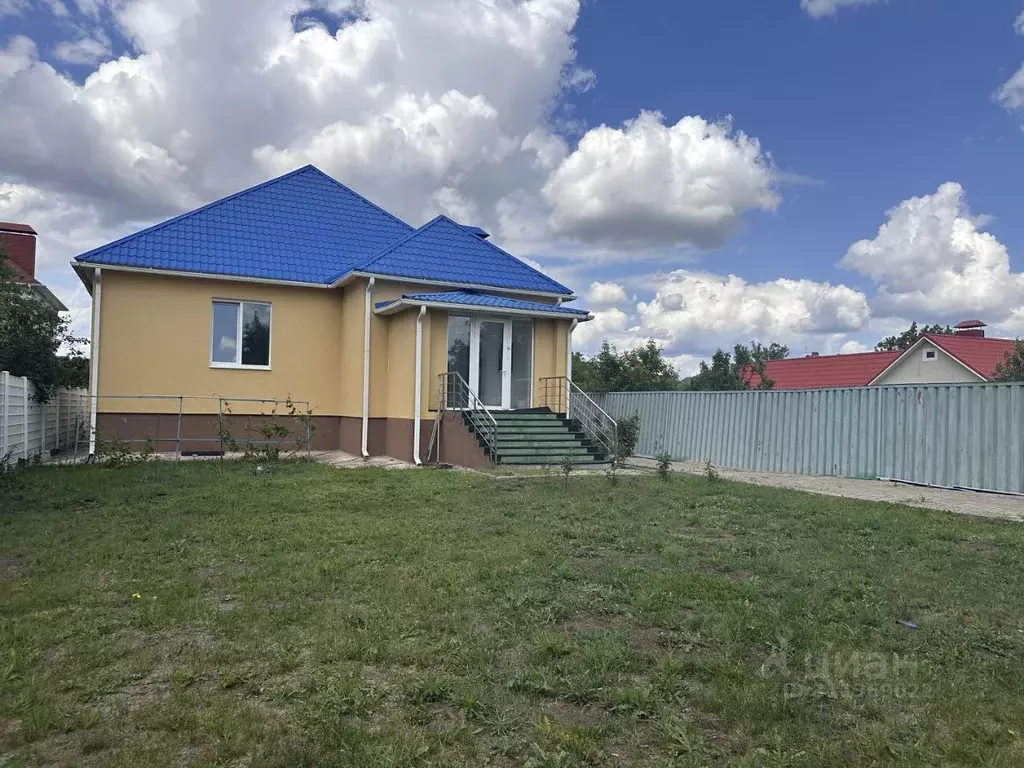 Дом в Белгородская область, Белгородский район, Дубовское с/пос, пос. ... - Фото 1