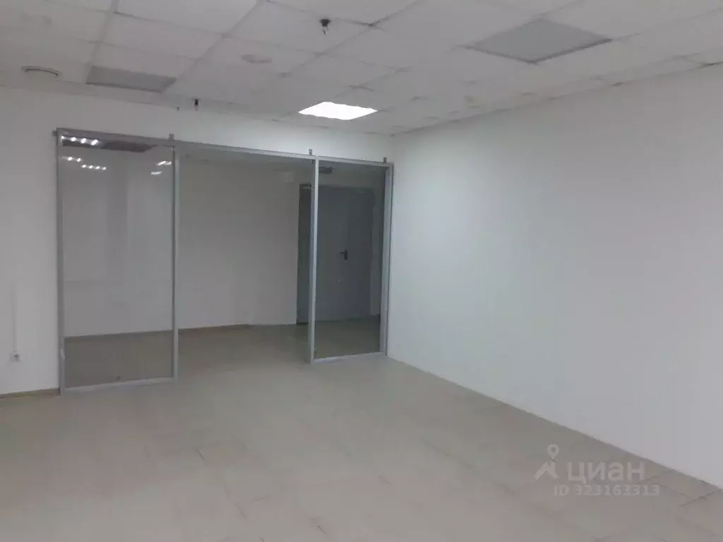 Торговая площадь в Пермский край, Пермь ул. Ленина, 88 (38 м) - Фото 1