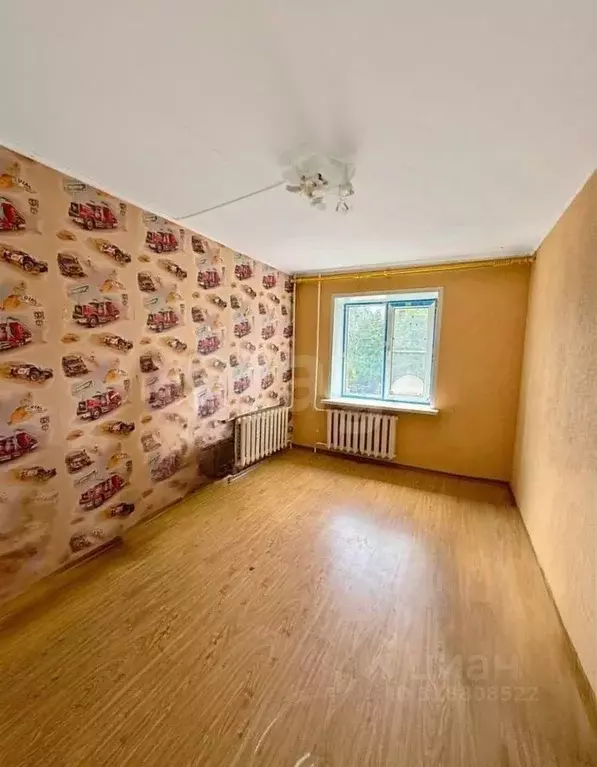 3-к кв. Белгородская область, Валуйки ул. Максима Горького, 39 (58.8 ... - Фото 0