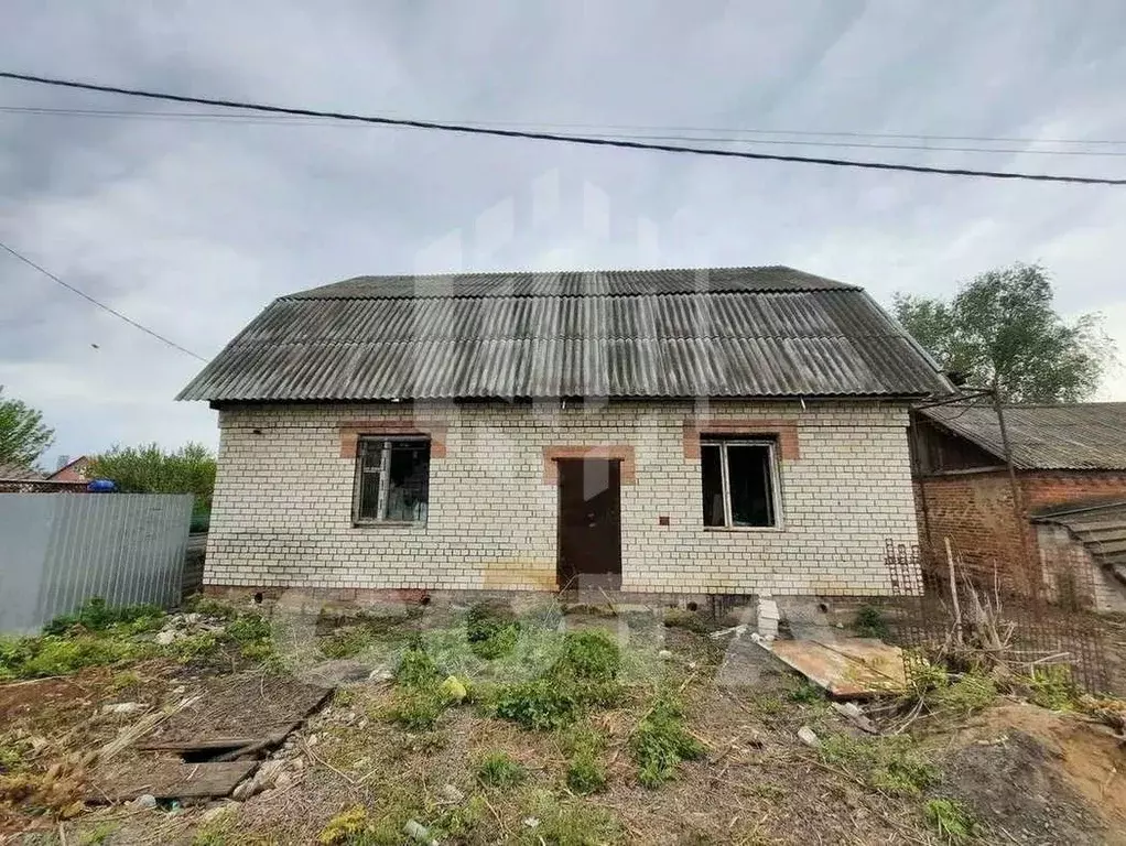 Дом в Воронежская область, с. Новая Усмань ул. 30 лет Октября, 10 (27 ... - Фото 1