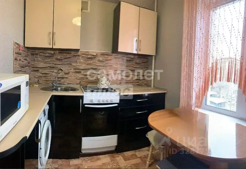 2-к кв. Самарская область, Сызрань просп. Королева, 27 (36.4 м) - Фото 2