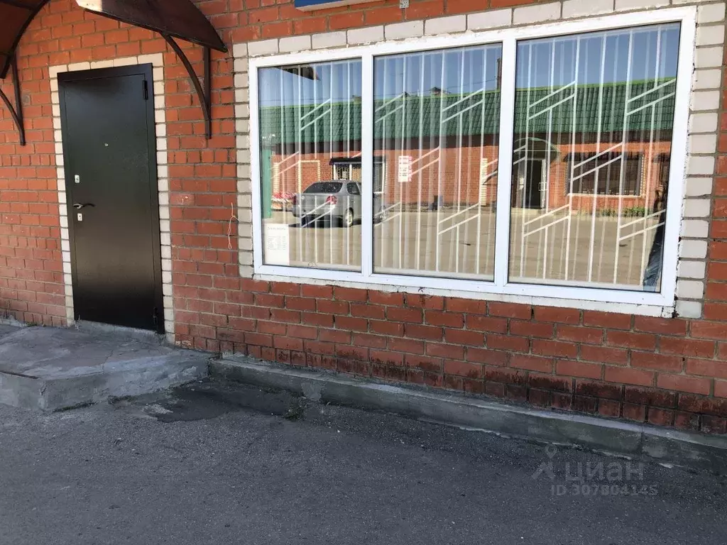 Помещение свободного назначения в Калужская область, Малоярославец ул. ... - Фото 1