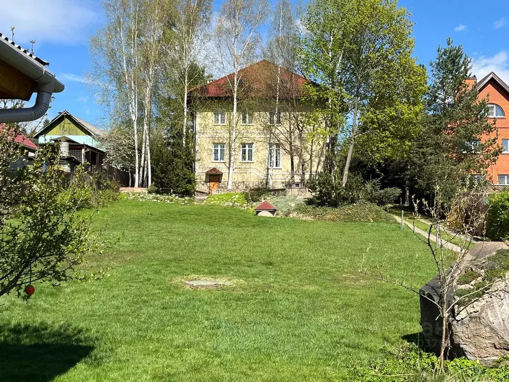 Дом в Московская область, Одинцовский городской округ, д. Немчиново 39 ... - Фото 1