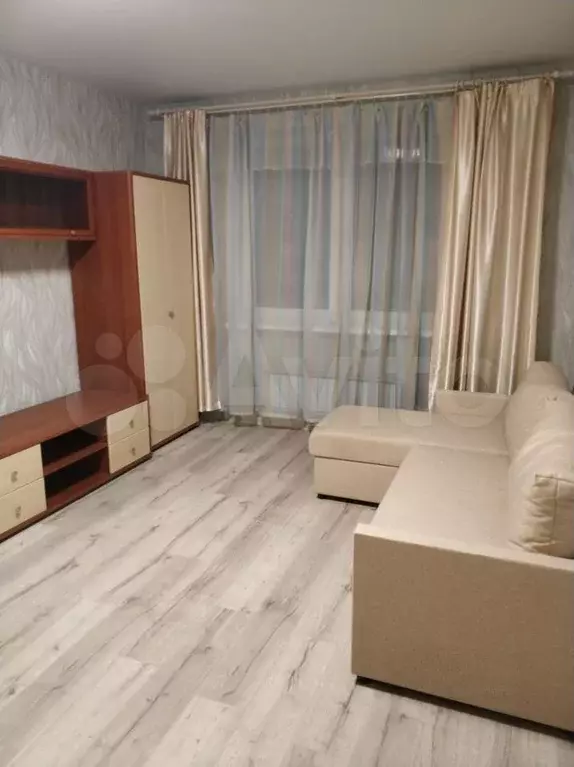 1-к. квартира, 40 м, 2/20 эт. - Фото 1