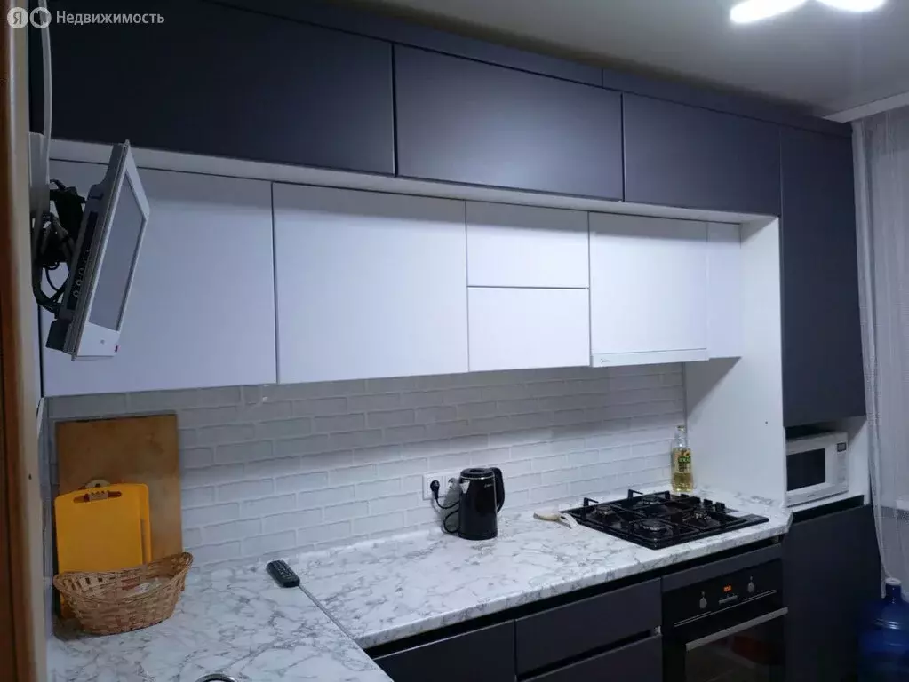3-комнатная квартира: Курган, жилой район Заозёрный, 3-й микрорайон, ... - Фото 1