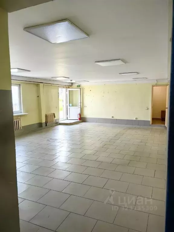 Помещение свободного назначения в Калужская область, Калуга Зерновая ... - Фото 1