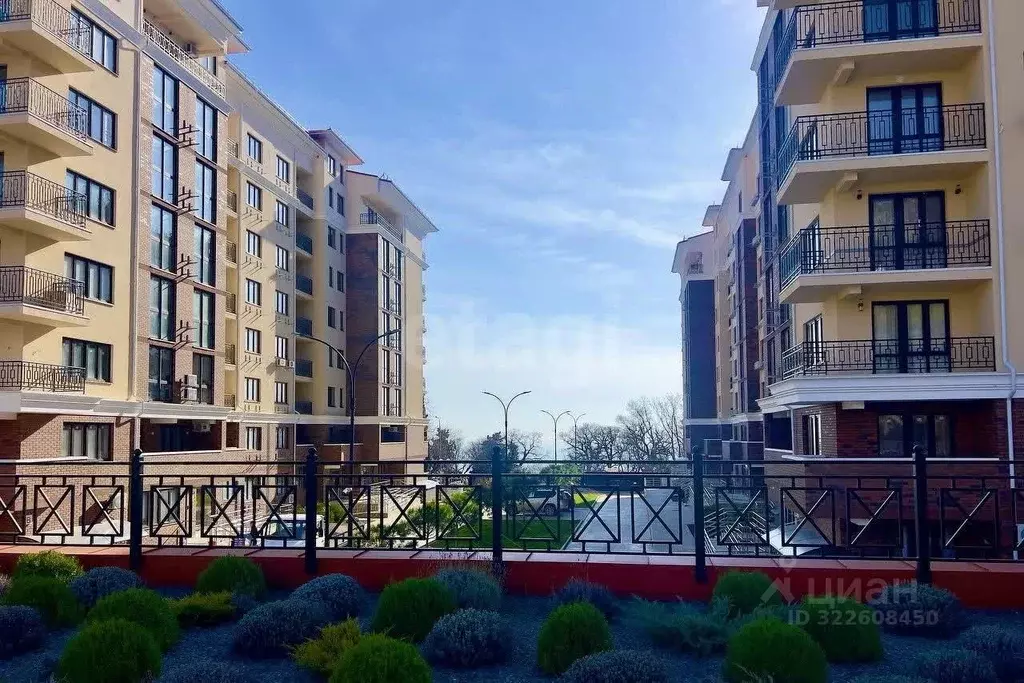 2-к кв. Крым, Ялта муниципальный округ, Восход пгт ул. Авроры, 77к3 ... - Фото 0