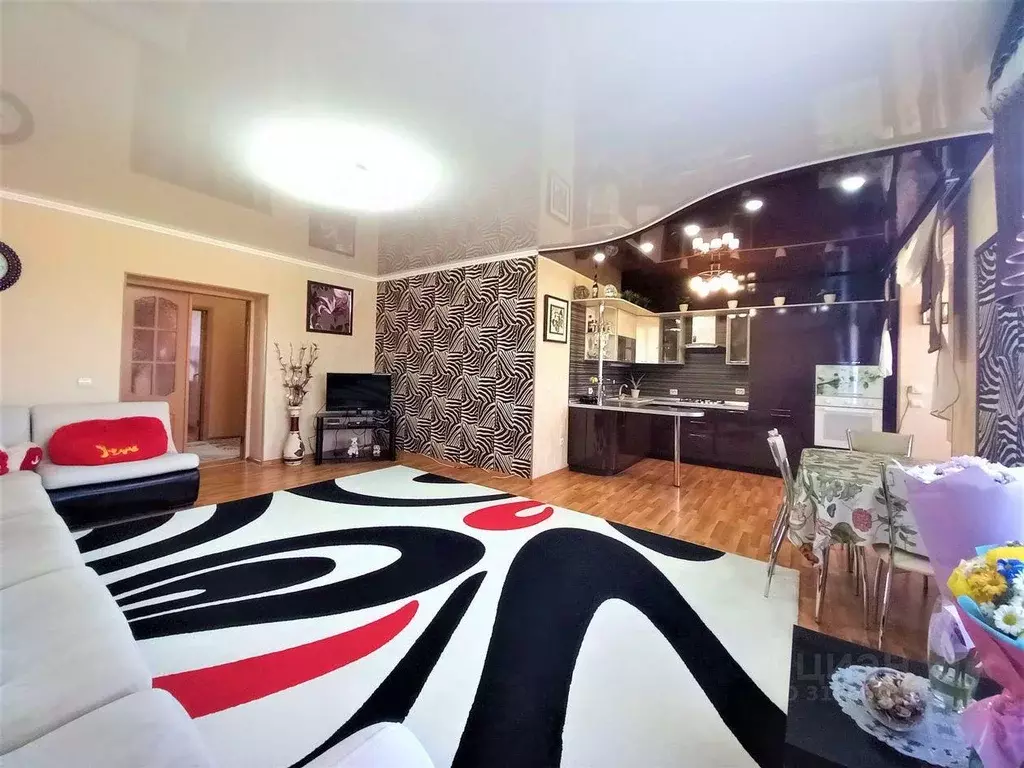 Квартира, 3 комнаты, 94.5 м - Фото 0