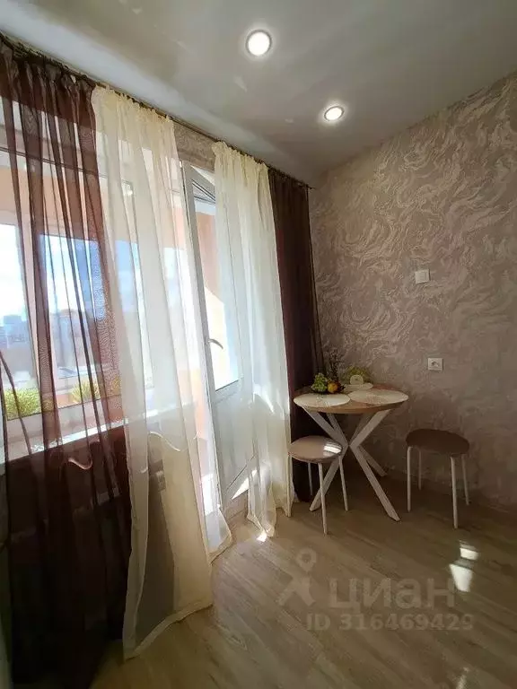1-к кв. Татарстан, Казань ул. Академика Сахарова, 15 (30.0 м) - Фото 1