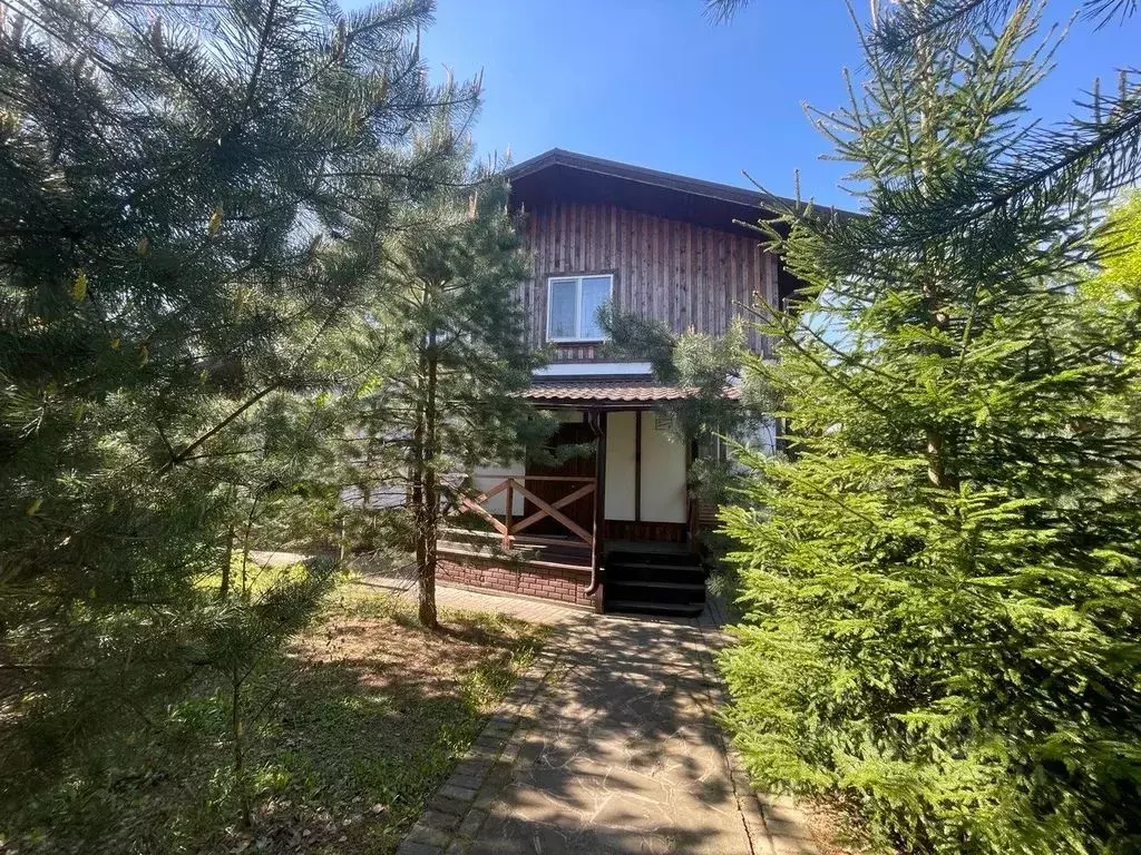 Дом в Калужская область, Тарусский район, с. Волковское  (240 м) - Фото 2