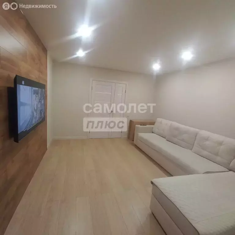 3-комнатная квартира: Ставрополь, Октябрьская улица, 229 (72 м) - Фото 2