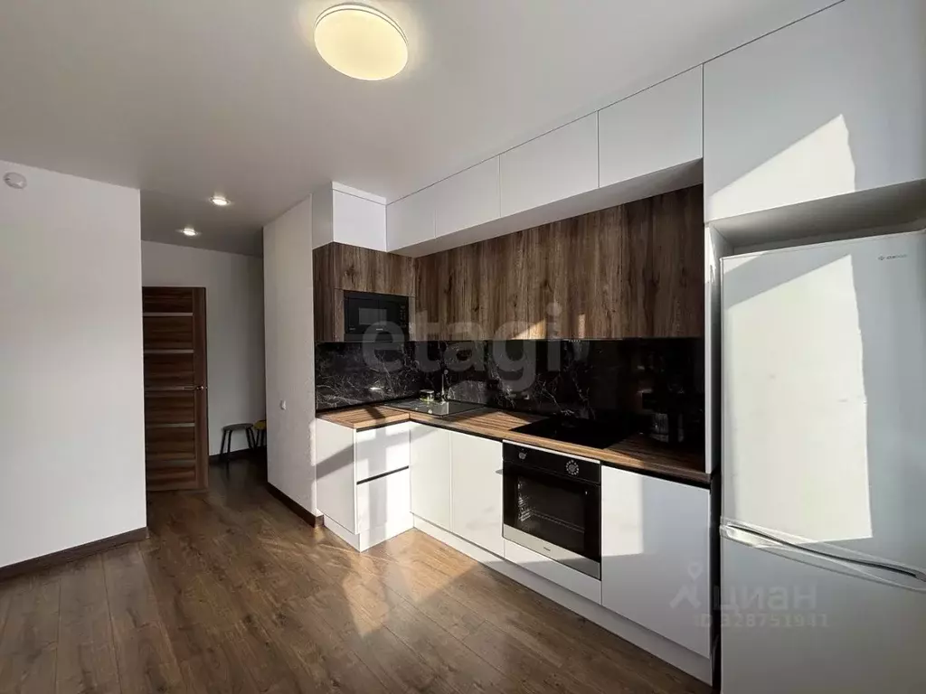 2-к кв. Тюменская область, Тюмень ул. Алматинская, 6 (44.0 м) - Фото 1