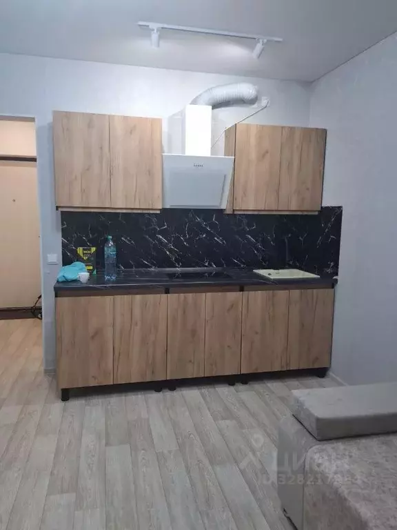 Студия Оренбургская область, Оренбург ул. Юркина, 6 (23.9 м) - Фото 2