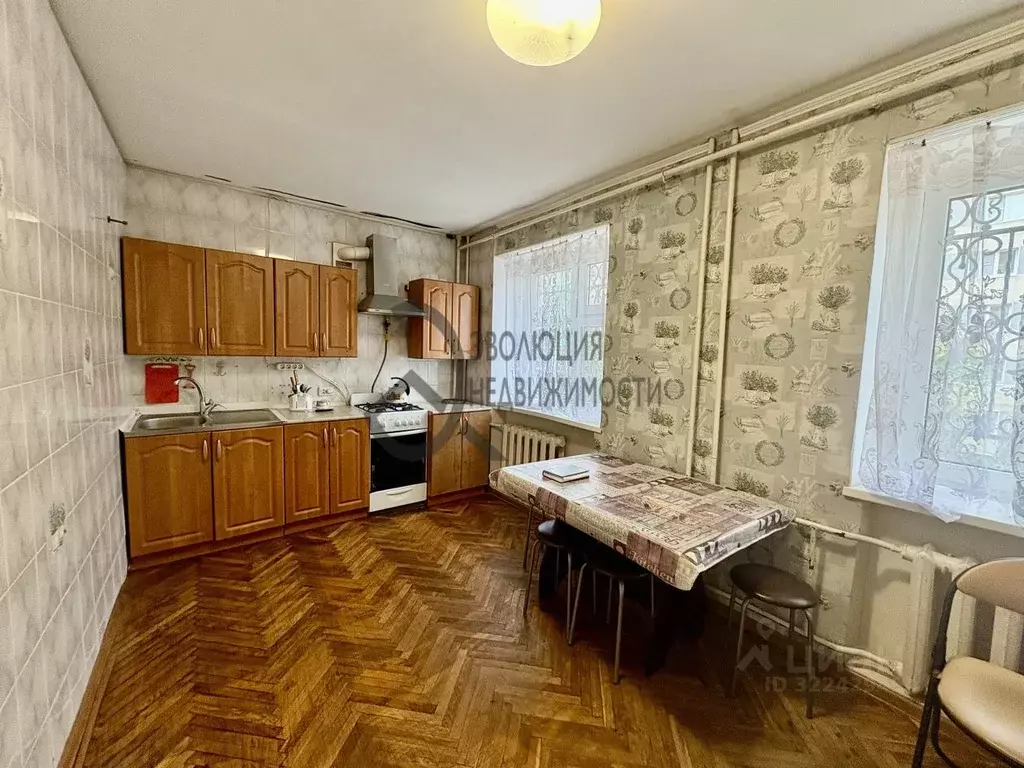 2-к кв. Московская область, Истра Советская ул., 32А (57.7 м) - Фото 2