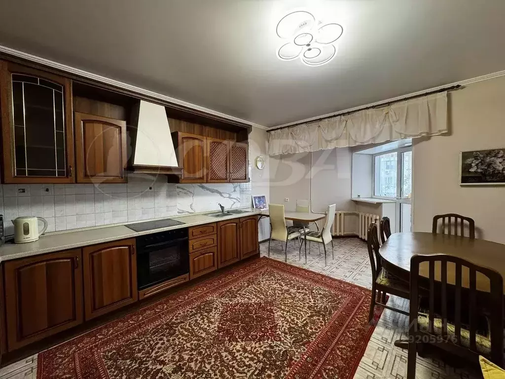 3-к кв. Тюменская область, Тюмень ул. Малыгина, 56 (113.0 м) - Фото 2