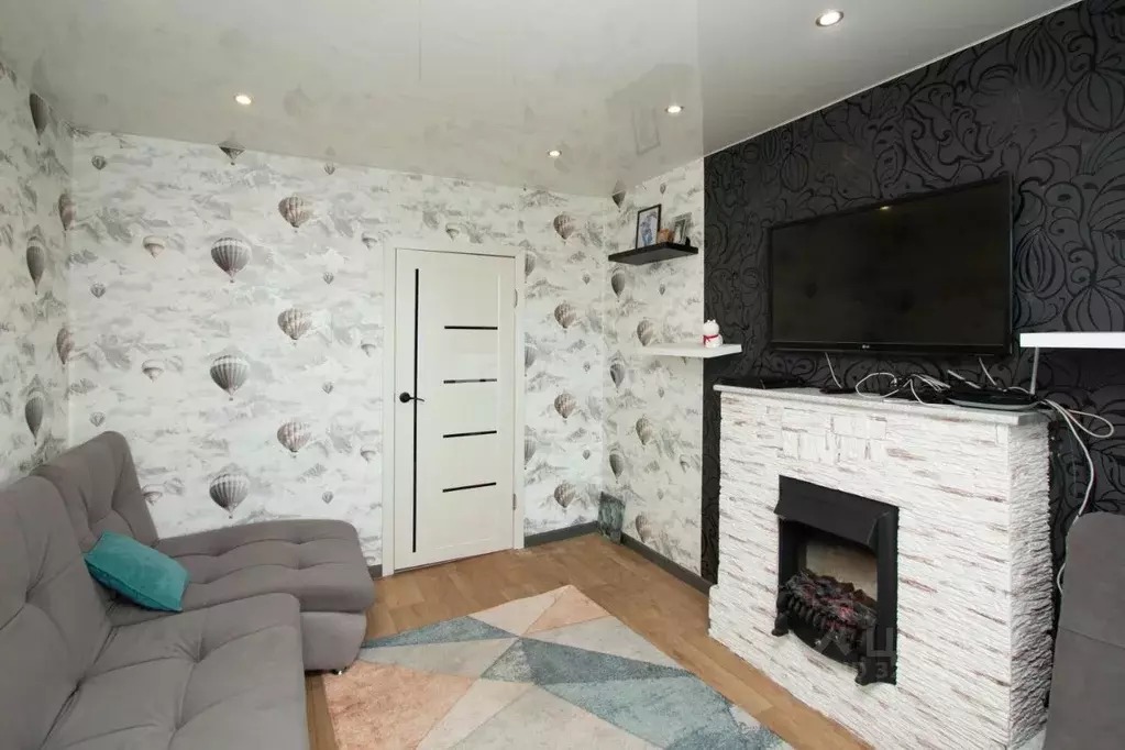 2-к кв. Кемеровская область, Новокузнецк просп. Дружбы, 20А (43.6 м) - Фото 1