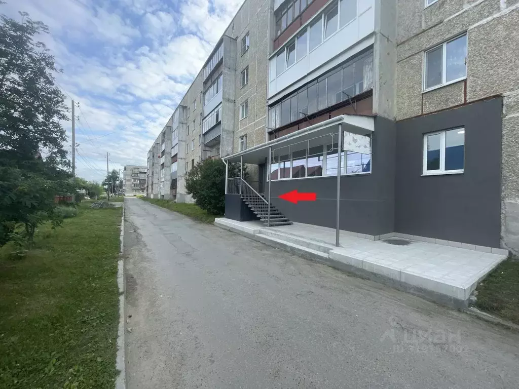 Помещение свободного назначения в Свердловская область, Сысерть ул. ... - Фото 1
