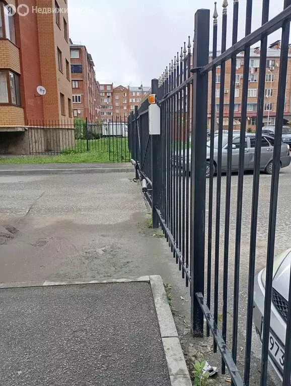 2-комнатная квартира: Владикавказ, улица Алихана Гагкаева, 11 (80.1 м) - Фото 0