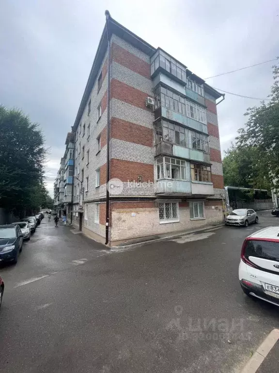 2-к кв. Татарстан, Казань ул. Лейтенанта Шмидта, 48 (40.4 м) - Фото 0