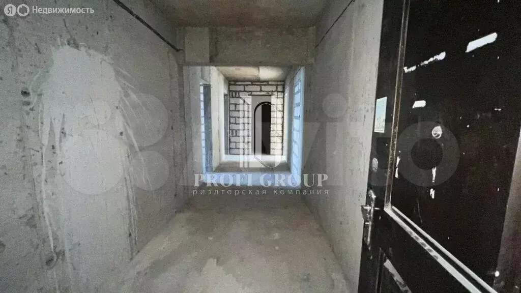 2-комнатная квартира: Махачкала, улица Даниялова, 95к1 (93.3 м) - Фото 0