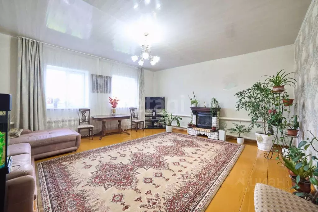 Дом в Башкортостан, Стерлитамакский район, Красноярский сельсовет, с. ... - Фото 1