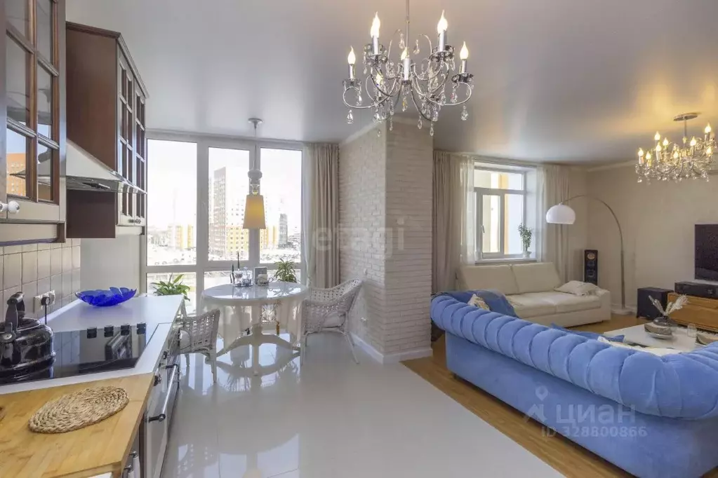 3-к кв. Омская область, Омск просп. Комарова, 15к1 (89.0 м) - Фото 1