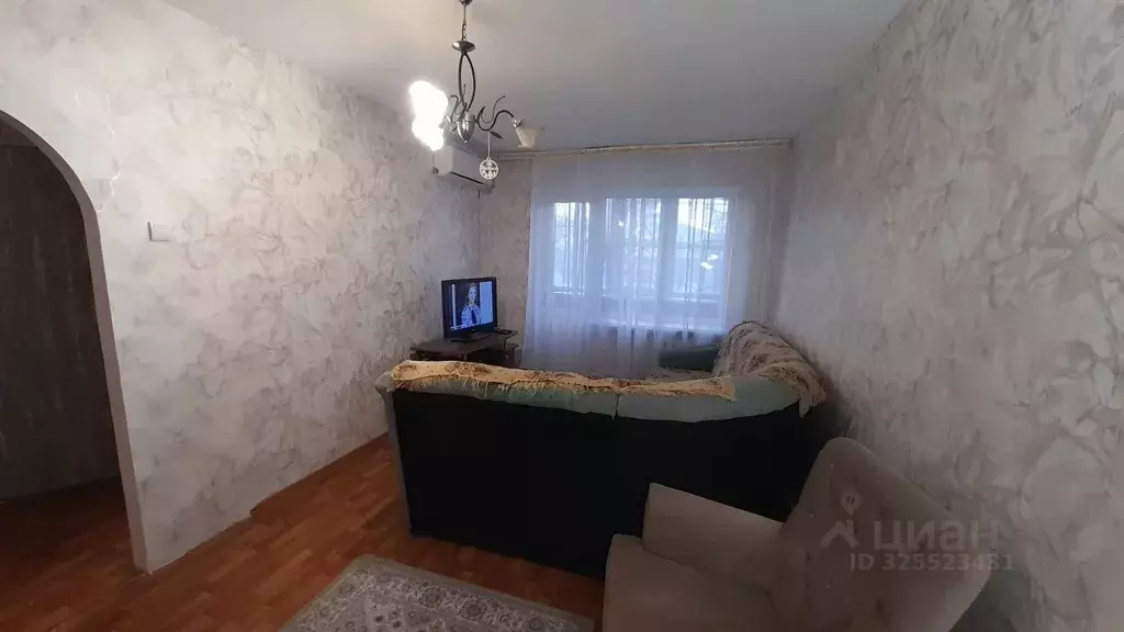 1-к кв. Краснодарский край, Новороссийск ул. Луначарского, 12 (37.0 м) - Фото 1