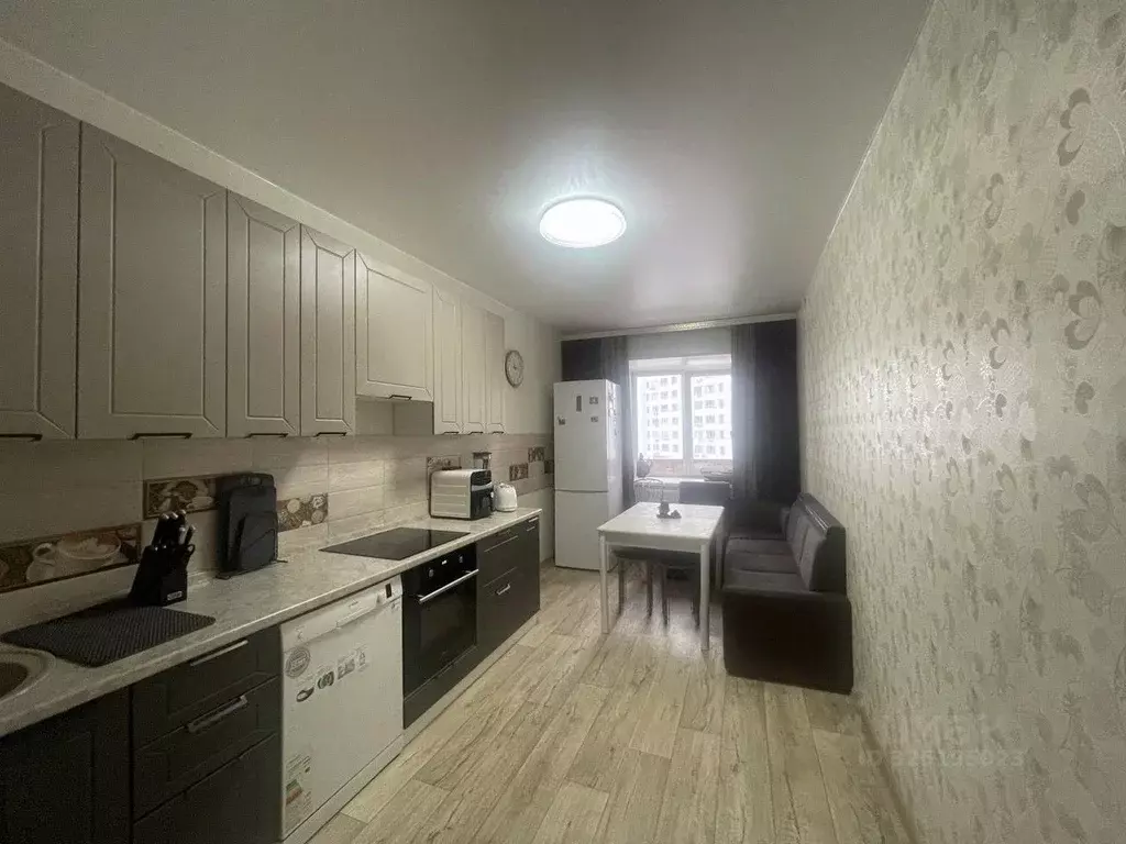 3-к кв. Хакасия, Абакан просп. Дружбы Народов, 43А (90.2 м) - Фото 1