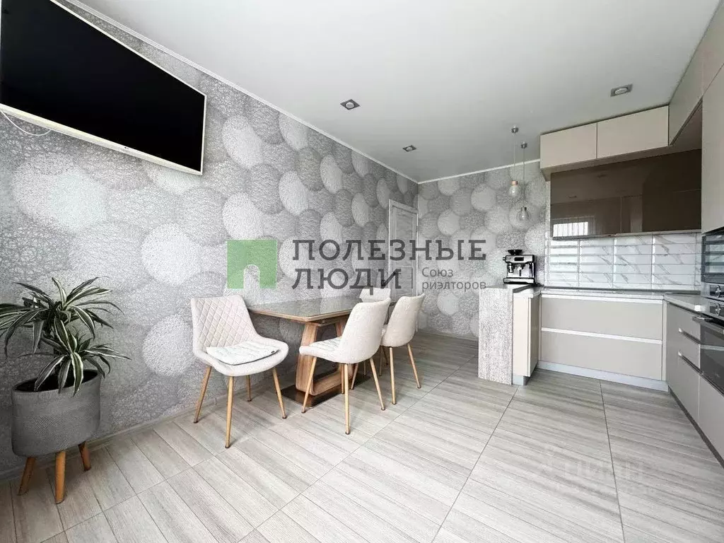 3-к кв. Орловская область, Орел ул. Зареченская, 4к2 (77.6 м) - Фото 1