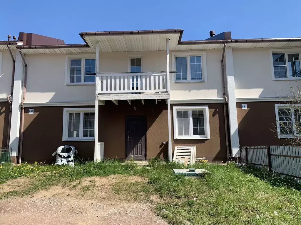 Таунхаус в Ленинградская область, Всеволожский район, Юкковское с/пос, ... - Фото 1