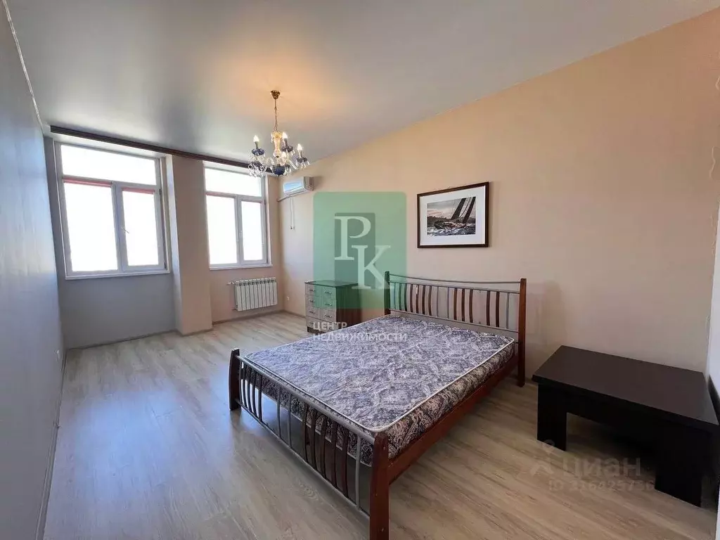 2-к кв. Севастополь ул. Парковая, 14к1 (63.5 м) - Фото 0