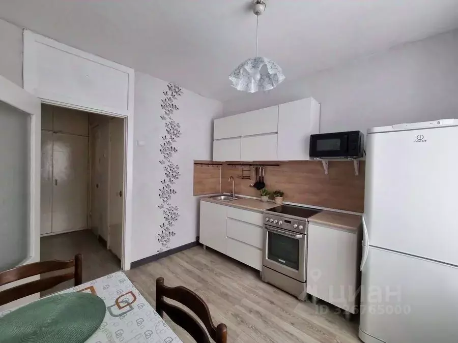 2-к кв. Кемеровская область, Новокузнецк ул. Свердлова, 2 (52.0 м) - Фото 2