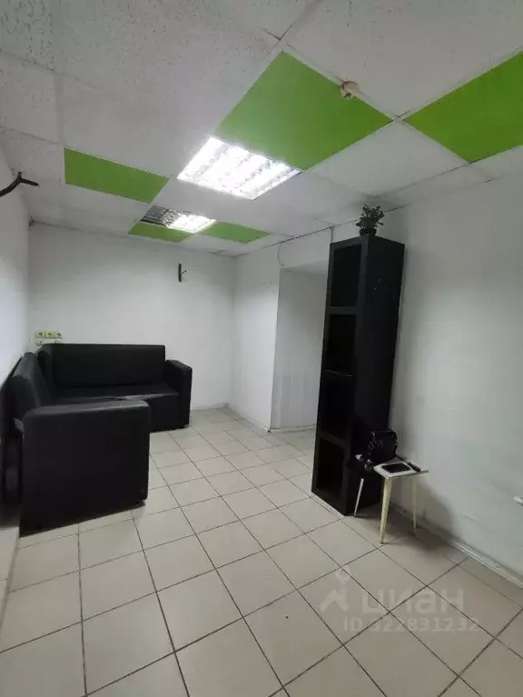 Помещение свободного назначения в Челябинская область, Челябинск ул. ... - Фото 2