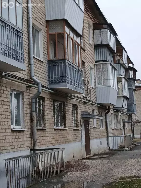 2-комнатная квартира: Каменск-Уральский, улица Пугачёва, 37 (43 м) - Фото 1