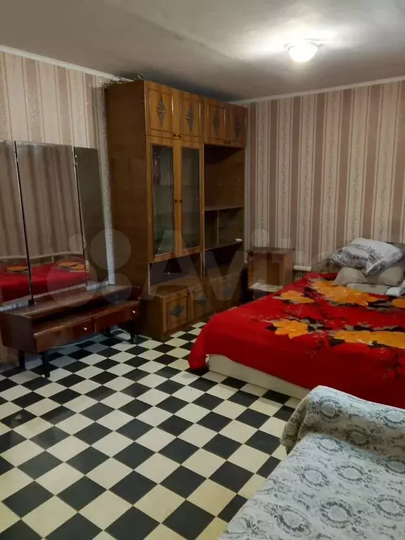 Комната 18 м в 1-к., 1/2 эт. - Фото 1