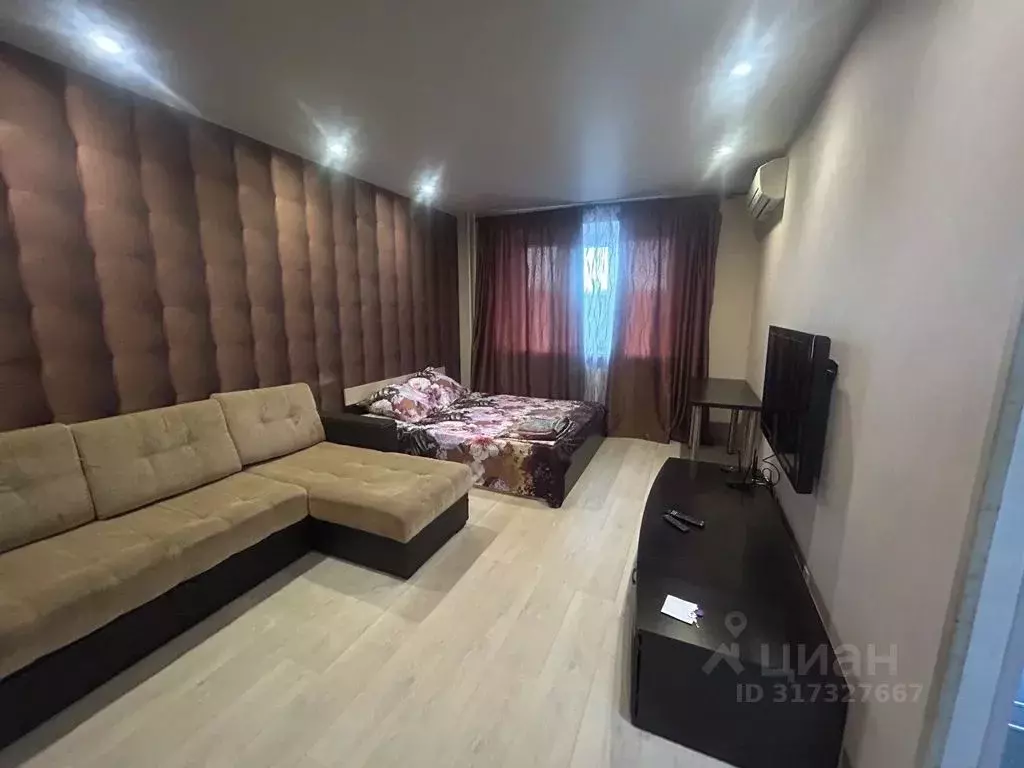 1-к кв. Волгоградская область, Волгоград ул. Базарова, 6 (43.0 м) - Фото 1