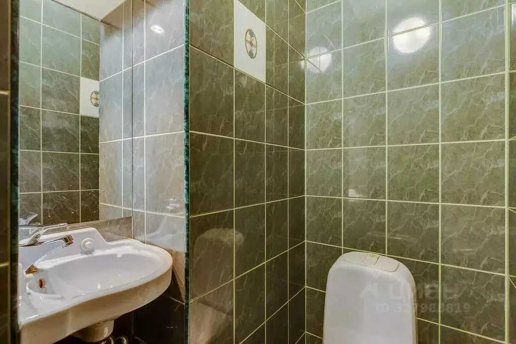 6-к кв. Санкт-Петербург ул. Куйбышева, 28А (200.0 м) - Фото 2