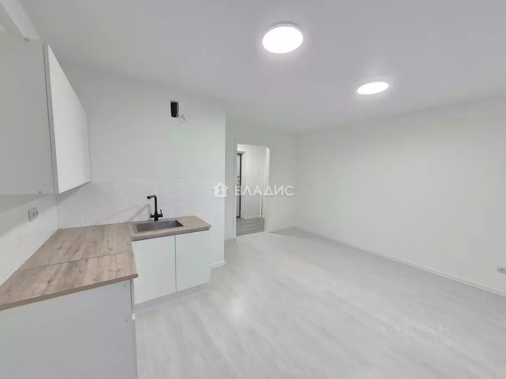 Студия Пензенская область, Пенза ул. Генерала Глазунова, 6 (26.1 м) - Фото 1