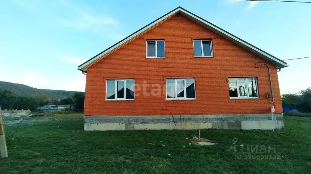 Дом в Адыгея, Майкопский район, пос. Тульский ул. Ольховая (156 м) - Фото 1