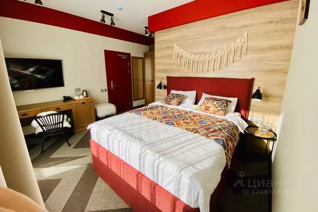 Комната Карачаево-Черкесия, Зеленчукский район, с. Архыз ул. Ленина, ... - Фото 1