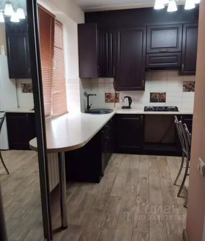 2-к кв. Крым, Симферополь ул. Крылова (45.0 м) - Фото 1