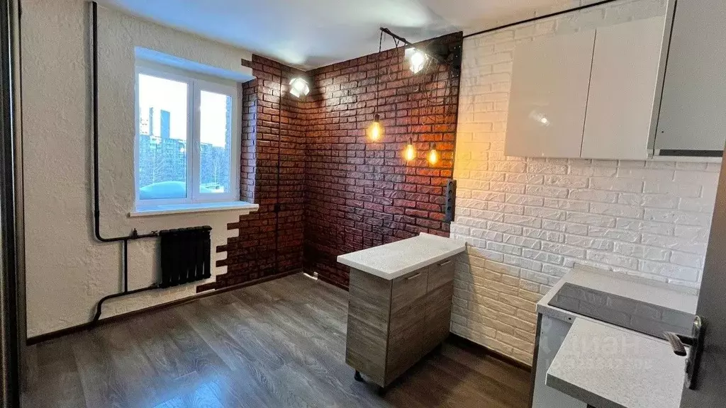 Комната Удмуртия, Ижевск Автозаводская ул., 62 (12.0 м) - Фото 1