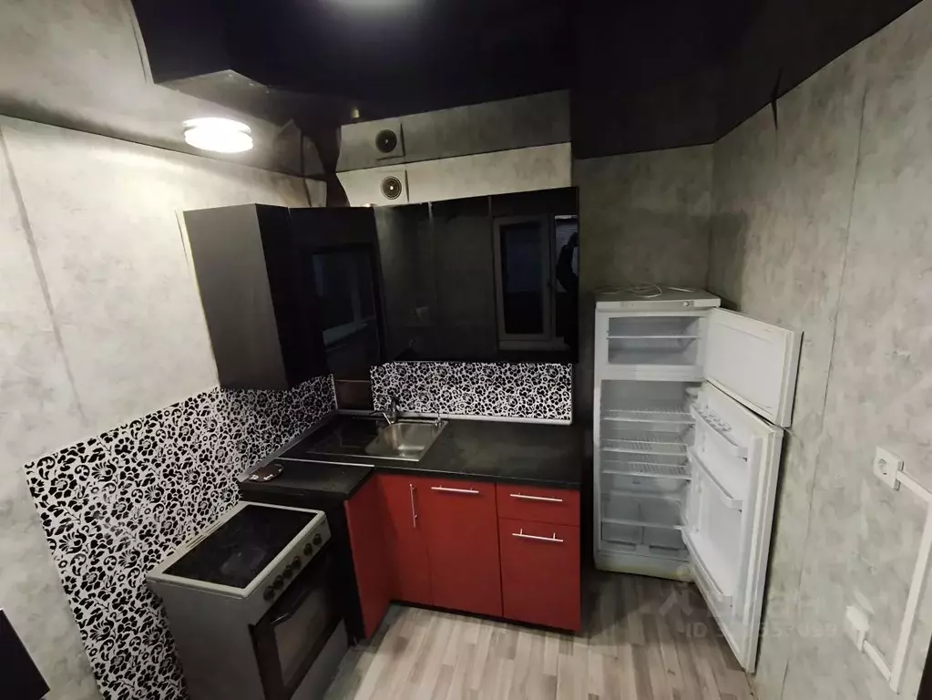 1-к кв. Свердловская область, Екатеринбург ул. Родонитовая, 25 (33.0 ... - Фото 1