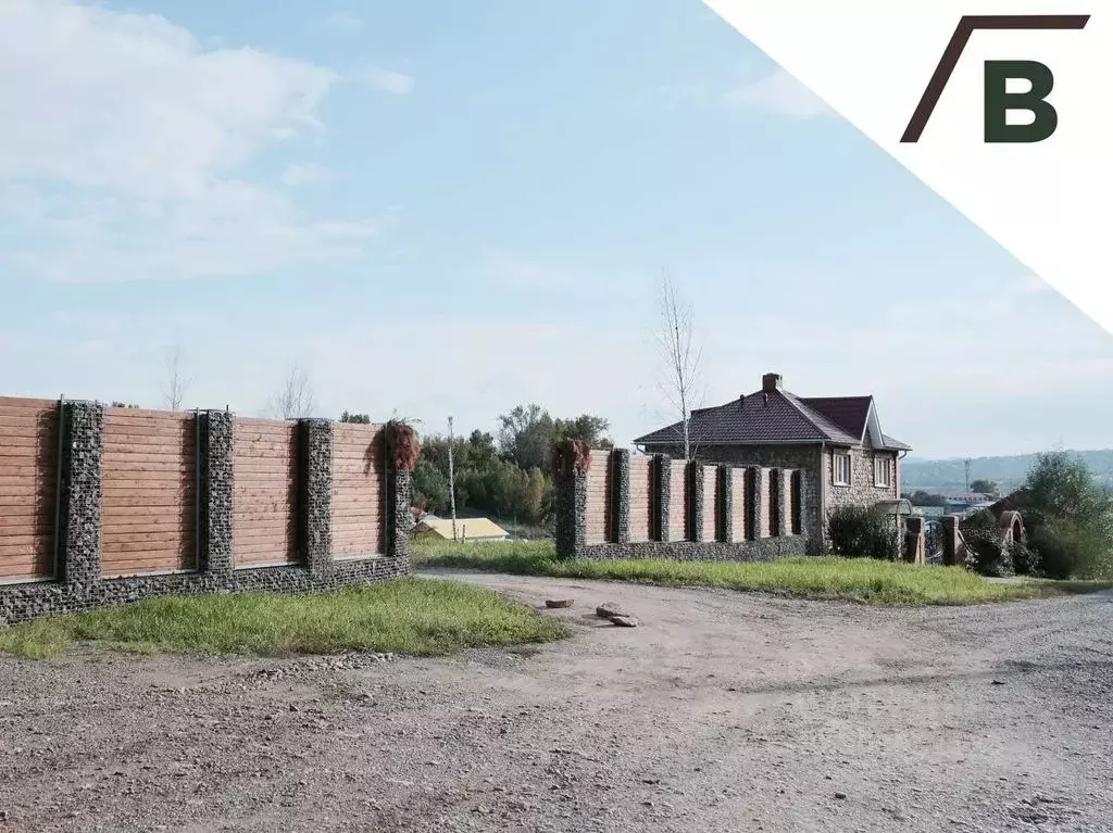 Дом в Красноярский край, Красноярск городской округ, пос. Солонцы, ... - Фото 1