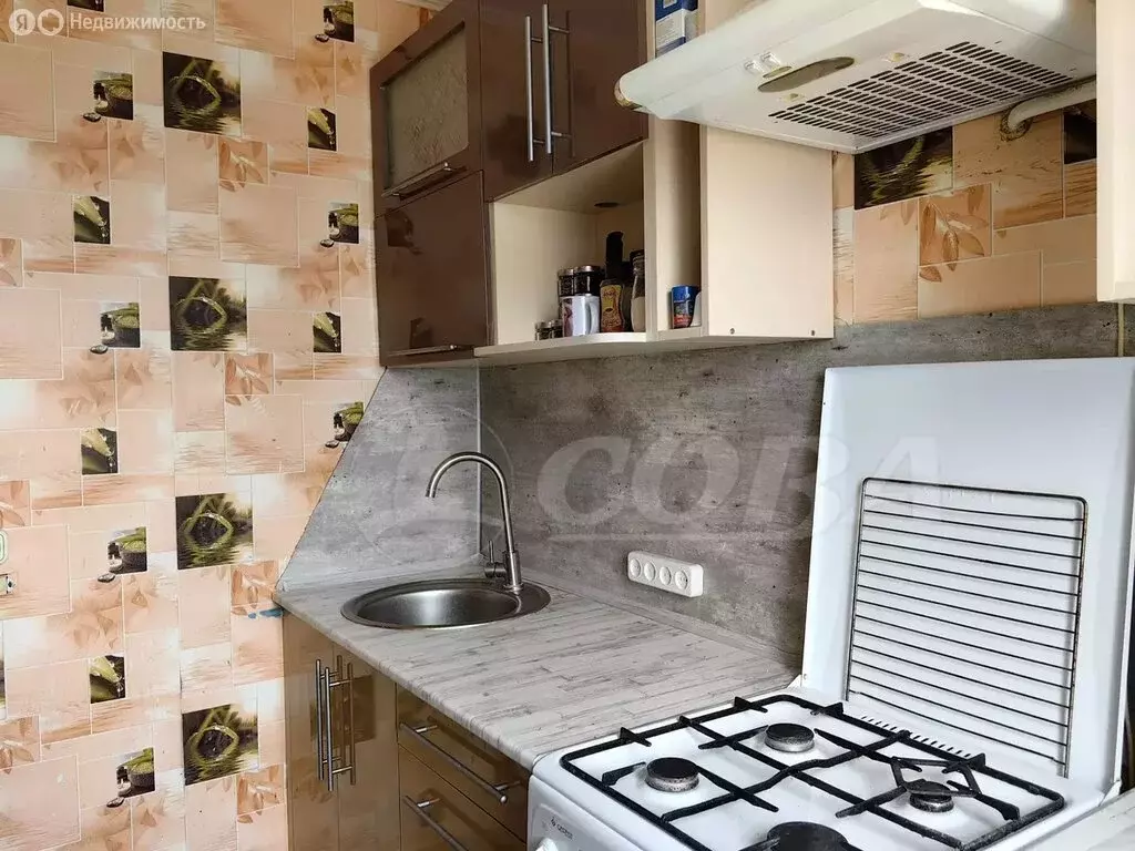 2-комнатная квартира: Курган, жилой район Центральный, улица 1 Мая, 10 ... - Фото 0